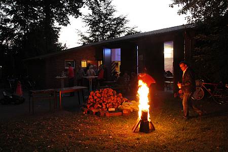 Feuerwehrgrillfest mit Lagerfeuer